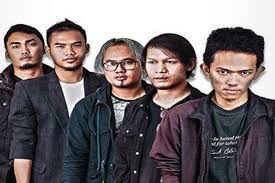 Chord kunci gitar ervina vagetoz ini sangat mudah dimainkan. Chord Vagetoz Saat Kau Pergi C