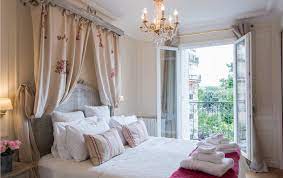 The Merlot Apartment An Amazing Small Home Remodel In Paris Parisian Apartment Decor Small Apartment Bedrooms Small Home Remodeling