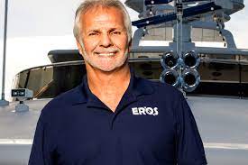 How tall is captain lee. 10 Things You Didn T Know About Captain Lee Rosbach S Life On The High Seas The Daily Dish