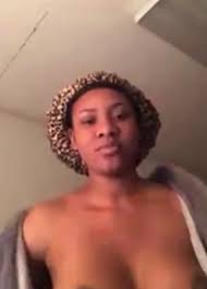 LSU Thot Showing Tits On FaceTime - Porn - EroMe