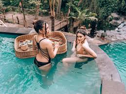 Viral.kades lampung tengah peluk mesra istri kadus viral di medsos. D Tukad River Club Promo Tiket Masuk Harga Termurah Di Korina Tour