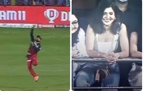 Phản ứng của Anushka Sharma trước pha bắt bóng bằng một tay của Virat Kohli tại trận đấu IPL làm tăng gấp đôi sự phấn khích: The Tribune India