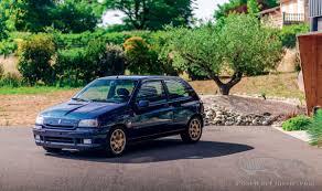 Image result for Vert Nacre 1995 Renault