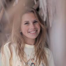 Sienna Wiley🌻 (@sienna_wiley)