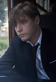 Billy Howle foto En la playa de Chesil