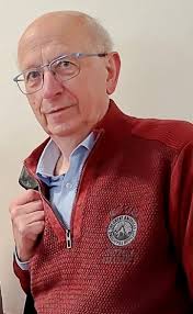 Proclamatie twintig jaar geleden. Het Maerlant-ath. nam afscheid van F. Van  Raefelghem, Annie Twiesselmann, Jaak Coudeville en Josiane Aers, die met  pensioen gingen. D. Dehenauw hield er voor zijn oud-leraar Nederlands een