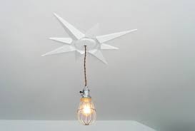 Medallions are easy to install and low in cost. 7 Cool And Easy Diy Ceiling Medallions Shelterness