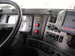Freightliner Columbia Tractor Cab Interior With Two 2 Hts Systems Idec Led Dash Release Switches Freightliner Tractor Cabs New Trucks