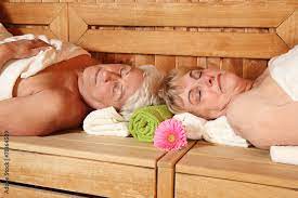 ältere Damen in der Sauna Stock Photo | Adobe Stock