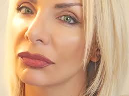 Delia provides artists with rehearsal and studio space and helps them develop the careers in music they long to have. Affordable Makeup Delia Foundation Luxury Look Lift And Smooth Review And Tips