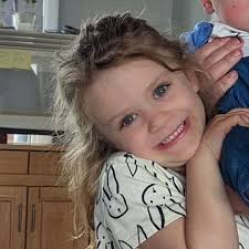 Hannah Claycomb and Ted Uminski's Wedding Website