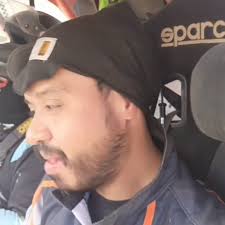 🏁🏆 El piloto Bryan Naranjo junto a...