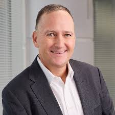 Dan Stuart's Instagram, Twitter & Facebook