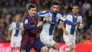 Alvaro gonzalez picked up a slight injury and was taken off for walter gargano just before a #abel hernandez #alvaro gonzalez #alvaro pereira #arevalo rios #belo horizonte #brazil. Alvaro Gonzalez And His Other Brawls He Said Dwarf To Messi Junipersports