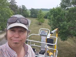 Big shout out to the guys at oasis plumbing for rushing over to fix our  water situation! They had us up and running so fast! Very thankful for  them! Highly recommend them