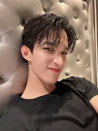 Anna Low (@Annalow96)