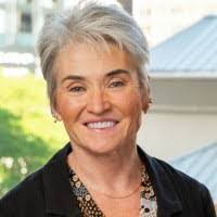 Amy Linger's Instagram, Twitter & Facebook