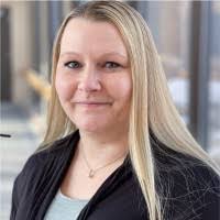 Chris Bleck's Instagram, Twitter & Facebook