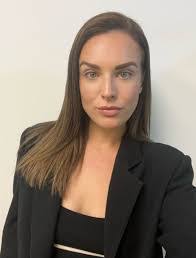 Chris Hilder's Instagram, Twitter & Facebook