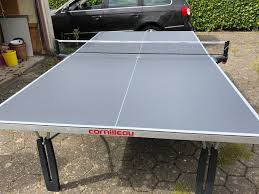 Hier findest du eine große auswahl an wetterfesten outdoor tischtennisplatten.die modelle reichen von der einfachen tischtennisplatte bis zu robusten modellen, für spieler die neben stabilität auf auf blendfreiheit und gutes und gleichmäßiges rücksprungverhalten wert legen (z.b. Tischtennisplatte Outdoor Cornilleau 110530 Justiz Auktion