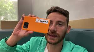 Conversamos desde Corea del Sur, gracias a Scotiabank Costa Rica, Como  vieron la sele? Clasifica el puerto? Les llevo algo ?