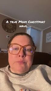 Sheila Baumgardner's Instagram, Twitter & Facebook