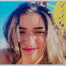 happy 19th birthday dixie jane damelio 🎉🍨🥂. I wanted to start off by  saying how you mean to me, and made my life so much better. if it wasn't  for you i