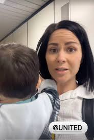 American Airlines failed to celebrate pilot's retirement flight after 30  years of service