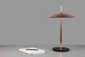 Aydinlatma Ve Dekor Dunyasindan Gelismeler Shaun Kasperbauer Den Souda Ya Ozel Signal Aydinlatma Serisi Lamba Masa Lamba Dekor