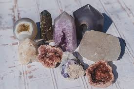 Druzy Agate Meaning: Mystical Properties and Healing Benefits