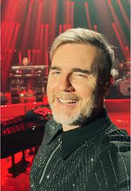 Happy birthday to the wonderful Dawn Barlow incredible wife to @of...