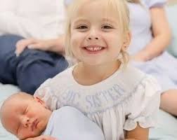 Vestido Big Sister Smocked em azul hand smocking Combinando roupas de  irmãos, revelação de gênero, roupa de volta do hospital 282