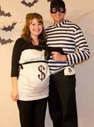 31 Diy Pregnant Halloween Costumes Halloween Kostum Fur Schwangere Schwangerschafts Kostume Und Schwangeres Paar