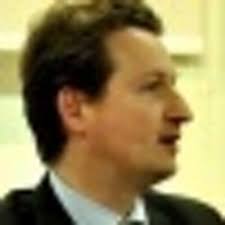 Benjamin Hirsch (@Hirschbena)