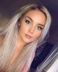 Emily Prin's Instagram, Twitter & Facebook