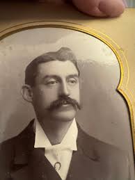 Such a happy soul. 🙂