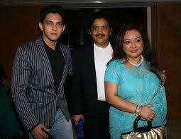 Udit Narayan Wiki Age Wife Family Biography More Wikibio