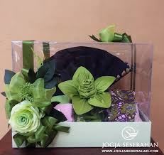 Cara membuat hantaran pernikahan baju tidur pelbagai jenis gubahan hantaran disediakan mengikut permintaan kemampuan anda.templatei. Cara Membuat Hantaran Pernikahan Dari Baju Gamis Model Hijab Terbaru