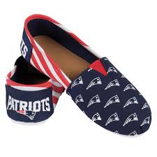 Ladies Look Stylish While Watching The Game In These Team
