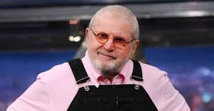 Jô soares was born on 17th january 1938 in rio de janeiro. Jo Soares Renova Contrato Com A Globo E Tira Ano Sabatico Em 2017