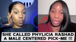 Laura Scoggins's Instagram, Twitter & Facebook