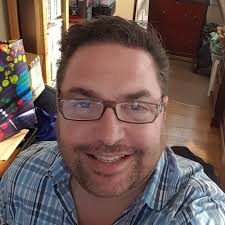 Derek Eisenberg's Instagram, Twitter & Facebook