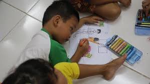 Literasi Pensil Warna