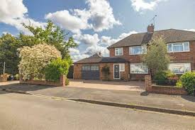3 bedroom semi-detached house for sale in Stuart Way, Windsor, SL4