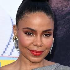 Donna Cleveland's Instagram, Twitter & Facebook