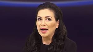 Jul 03, 2021 · zřejmě nejhlasitější kritička vedení české televize, radní hana lipovská, možná změnila vzhled. Radni Hana Lipovska A Jeji Kamaradka Bobosikova Napadaji Ustavni Soud Zpravky Cz