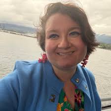 Queen Swing Dance Lessons and Happy Hour