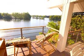 Guests benefit from free wifi and private parking available on site. Ferienhaus Peppi Traumhaftes Haus Am See Einzigartig Unvergesslich