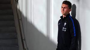 Новости ⭐ в какой команде играет фото и видео игрока биография и личная жизнь ⭐ сколько голов забил и статистика все о футболе. Zashitnik Emerik Laport Manchester Siti Smenil Sbornuyu Francii Na Ispaniyu I Sygraet Na Evro 2020 Eurosport