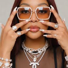 Nikki Nicole Sturdivant updated her cover photo.